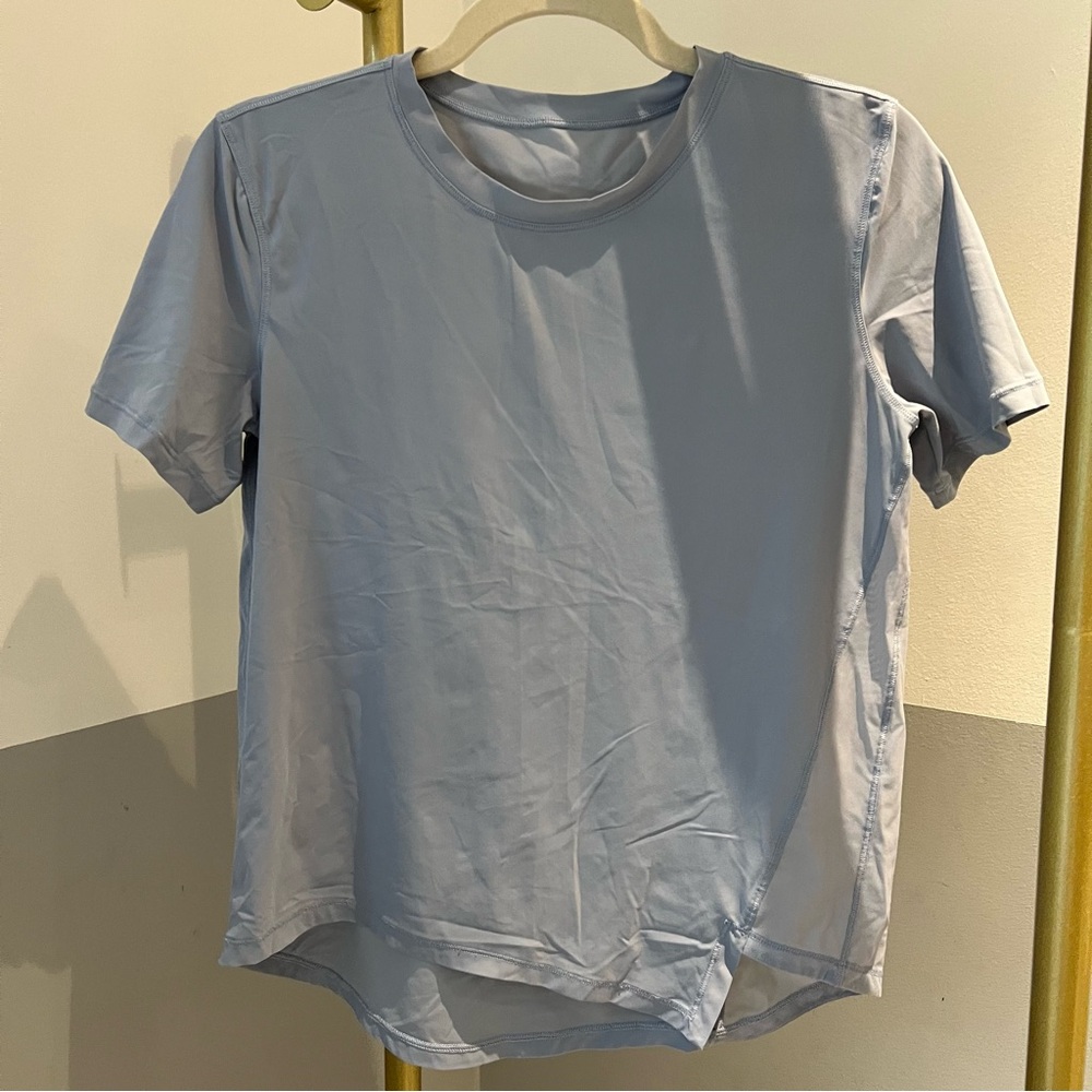 Lululemon Periwinkle T-Shirt Mesh Detail - Picture 1 of 4